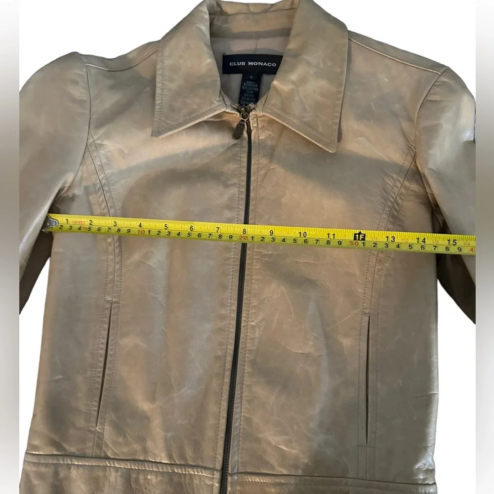 Club Monaco Leather Jacket with side pockets and zip. Size 2 - Picture 4 of 7